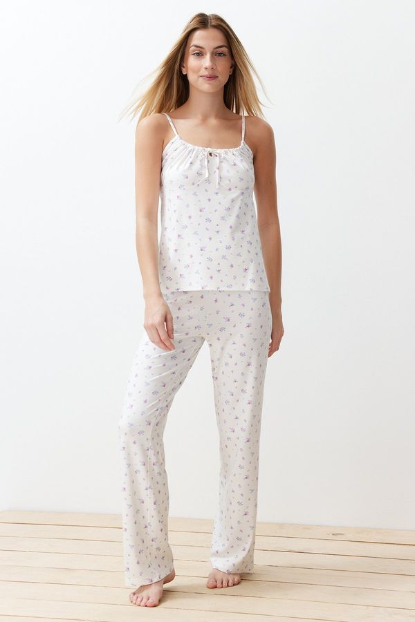 Trendyol Trendyol White-Multicolor Floral Knitted Pajamas Set
