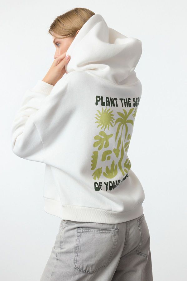 Trendyol Trendyol White Slogan and Back Printed Relaxed Knitted Sweatshirt