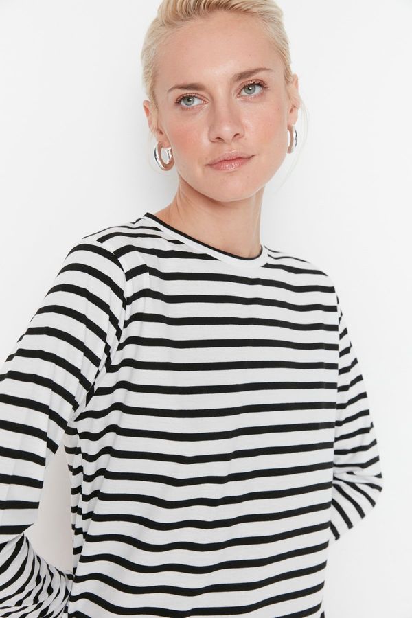 Trendyol Trendyol White Striped Basic Knitted T-shirt