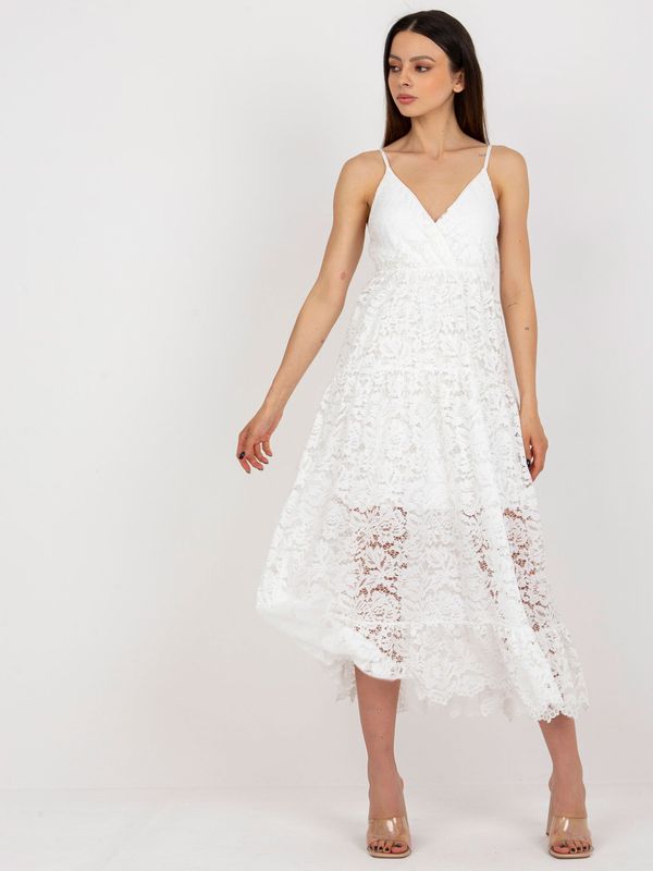 Fashionhunters White summer dress with ruffle OCH BELLA