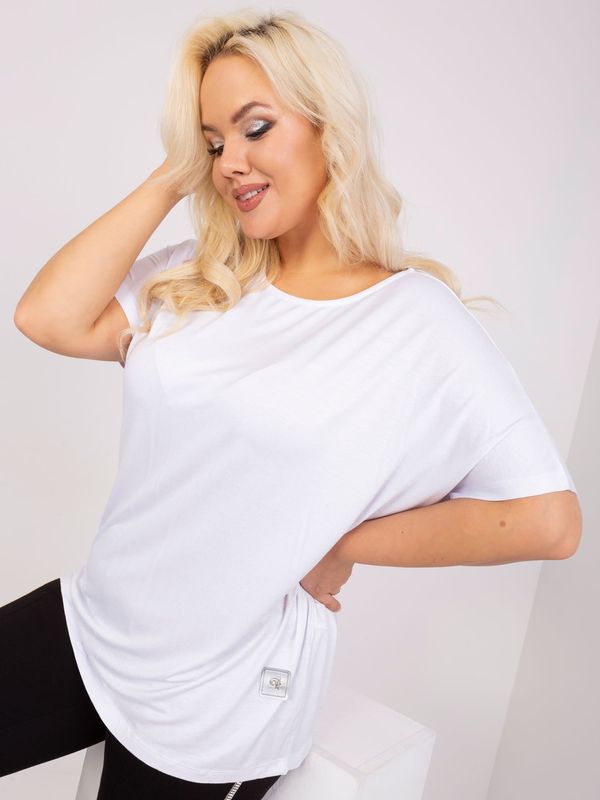 Fashionhunters White women's blouse plus size loose fit