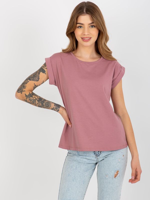 Fashionhunters Women's basic T-shirt with round neckline - pink