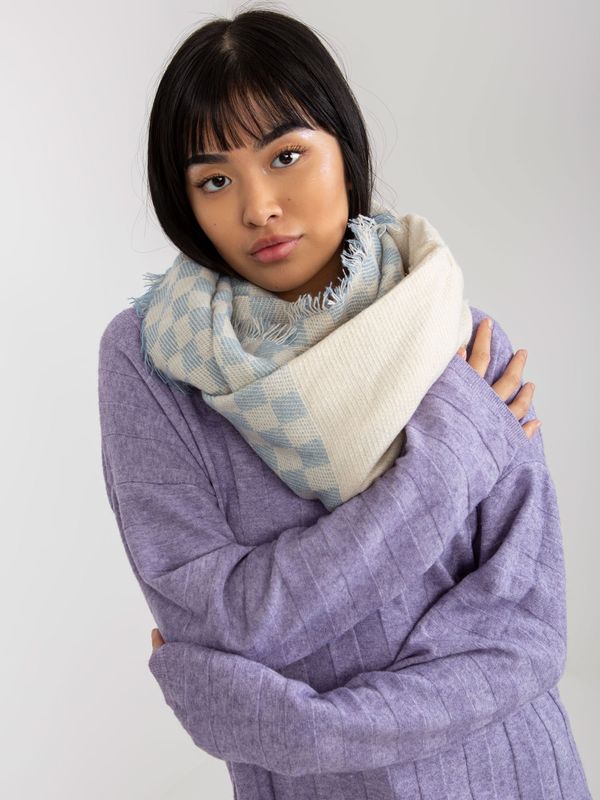 Fashionhunters Women's checkered winter scarf Ecru-blue