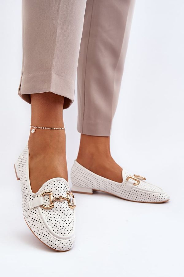 Kesi Women's flat-heeled loafers with embellishment, white Iluvana
