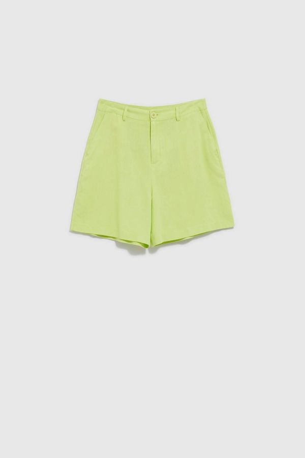 Moodo WOMEN'S SHORTS L-SH-4020 L.Green