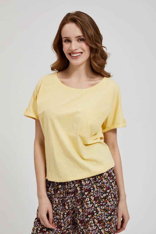 Moodo Women's T-shirt MOODO - light yellow