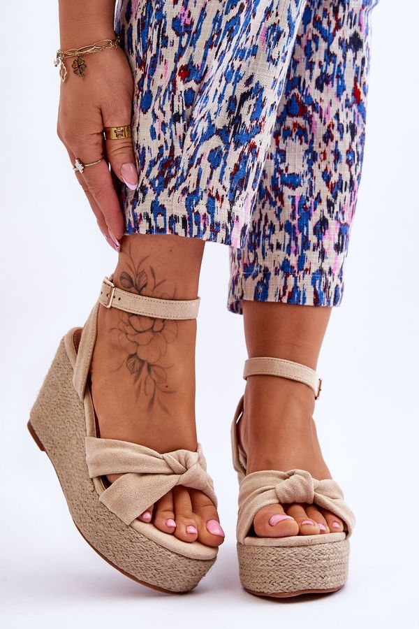 Kesi Women's Wedge Sandals Kendall Beige