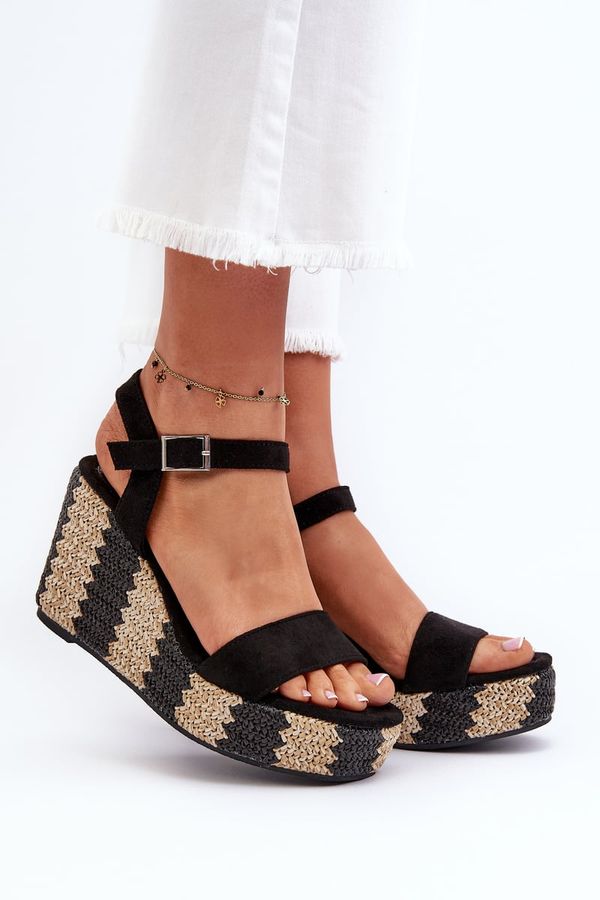 Kesi Women's wedge sandals with a braid, black Reviala