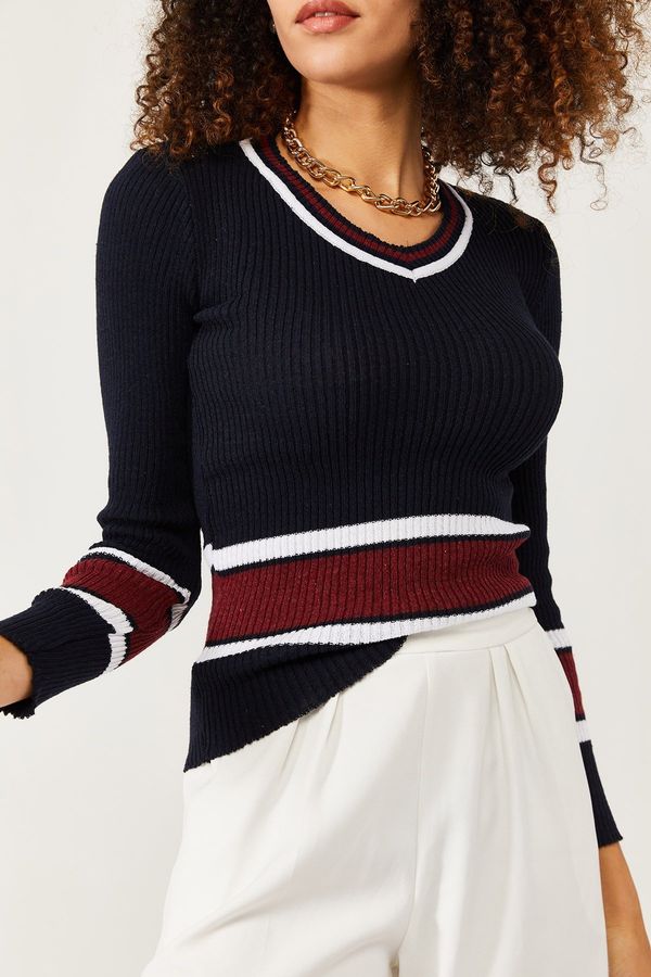 XHAN XHAN Women's Black Striped Knitwear Sweater