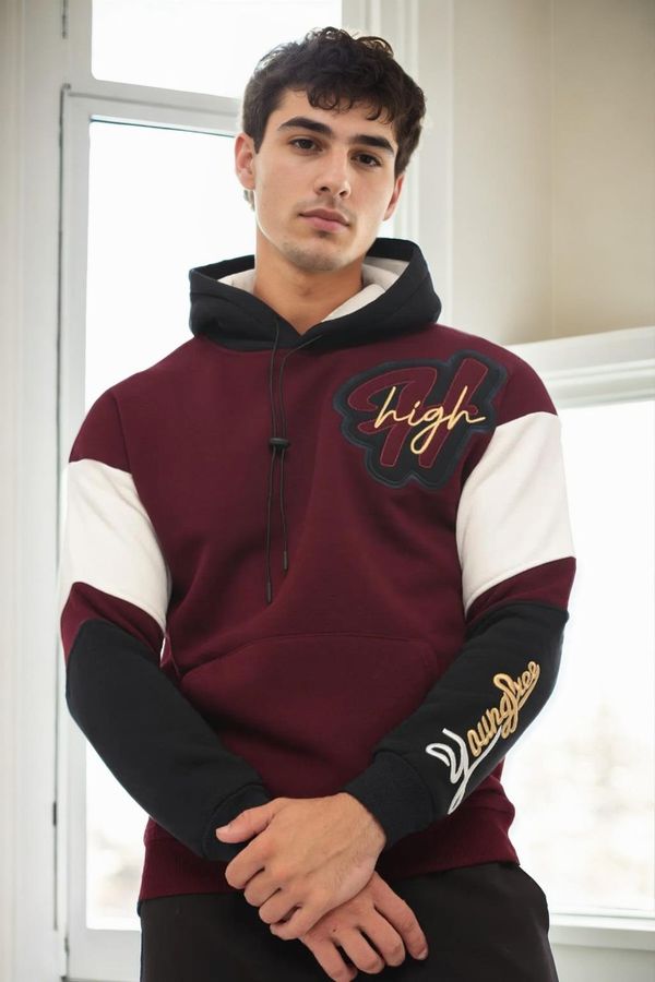 dewberry 71185 Dewberry Embroidered Oversize Mens Sweatshirt-BURGUNDY