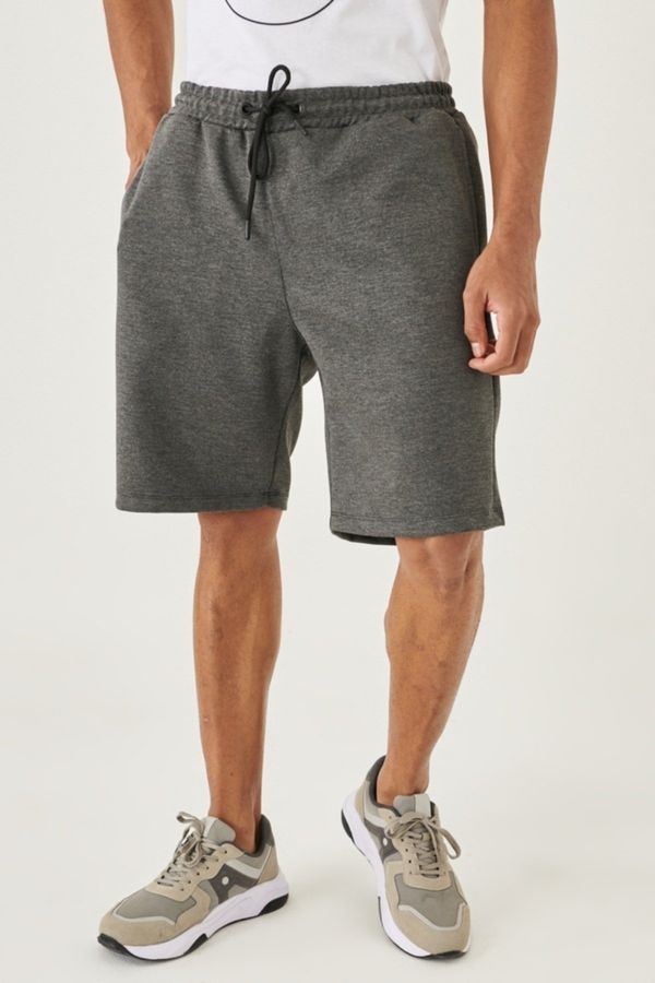 AC&Co / Altınyıldız Classics AC&Co / Altınyıldız Classics Men's Anthracite-melange Standard Fit Daily Comfortable Sports Knitted Shorts.