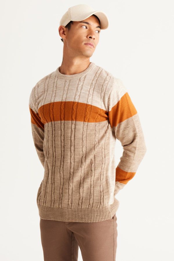 AC&Co / Altınyıldız Classics AC&Co / Altınyıldız Classics Men's Beige-mink Standard Fit Normal Cut Crew Neck Colorblok Patterned Knitwear Sweater.