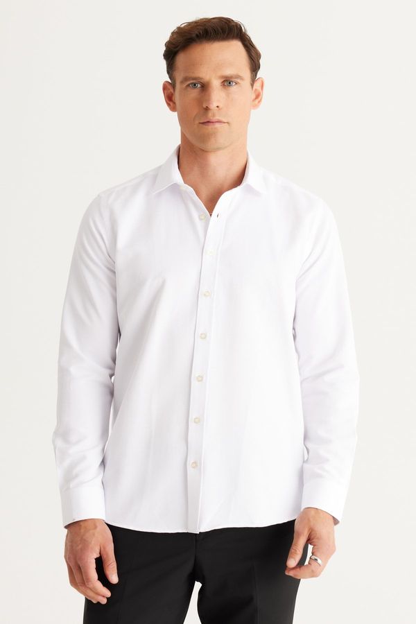 AC&Co / Altınyıldız Classics AC&Co / Altınyıldız Classics Men's White Slim Fit Slim Fit Classic Collar Dobby Shirt.