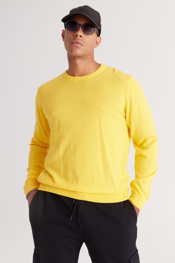 AC&Co / Altınyıldız Classics AC&Co / Altınyıldız Classics Men's Yellow Standard Fit Normal Cut Crew Neck Sweater.