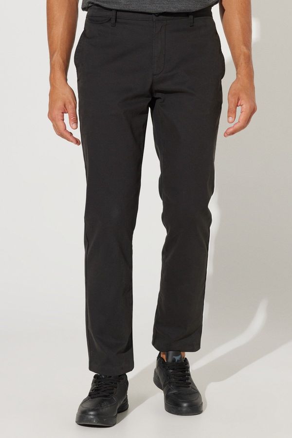 ALTINYILDIZ CLASSICS ALTINYILDIZ CLASSICS Men's Black Comfort Fit Comfortable Cut, Cotton Diagonal Patterned Flexible Trousers.