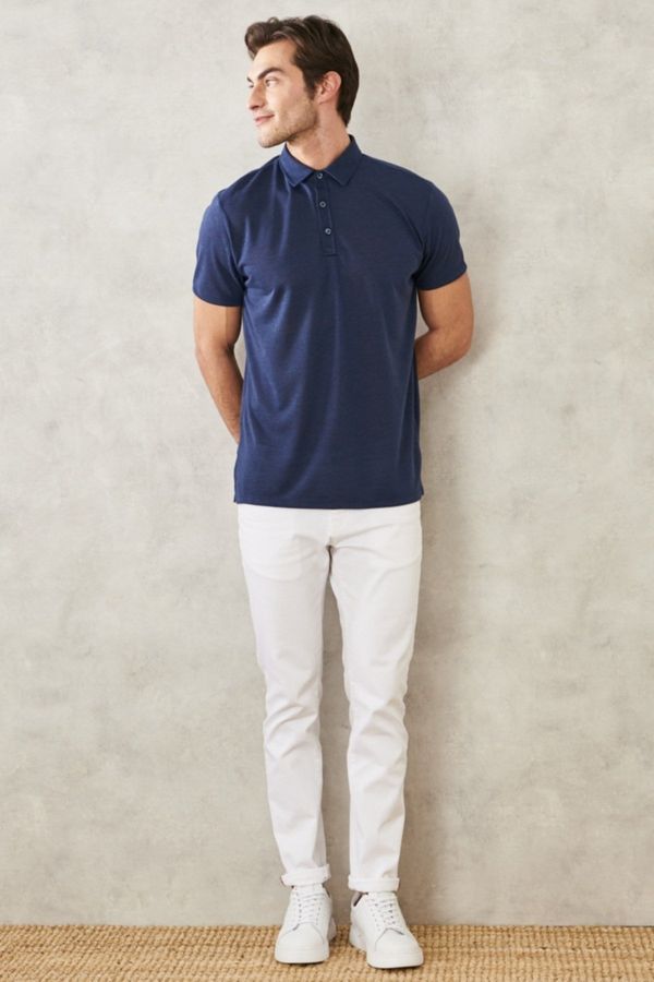 ALTINYILDIZ CLASSICS ALTINYILDIZ CLASSICS Men's Navy Blue Slim Fit Slim Fit Polo Neck Plain Casual T-Shirt.