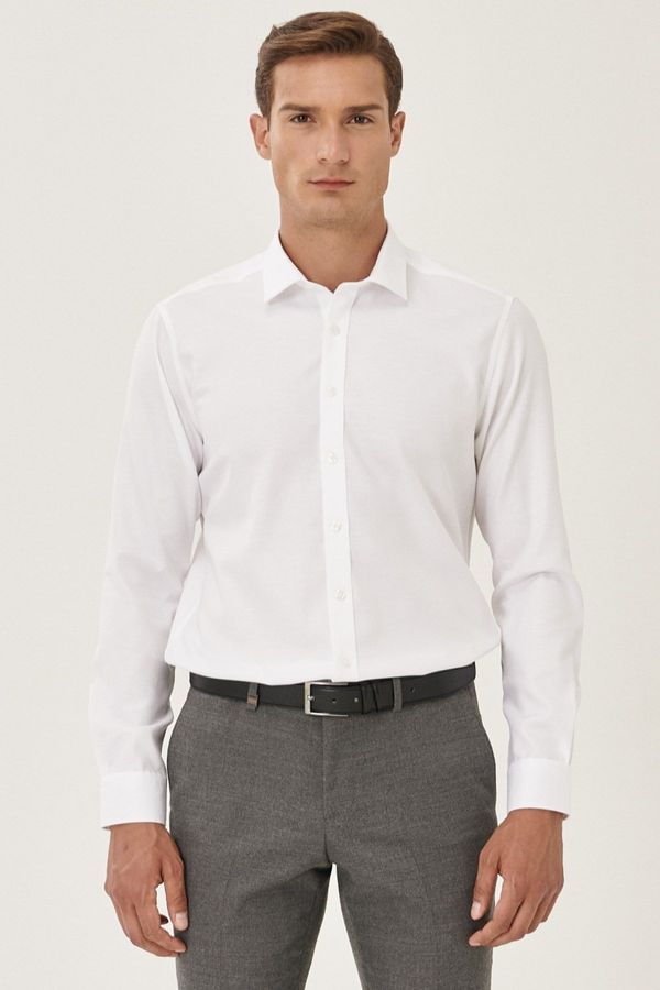 ALTINYILDIZ CLASSICS ALTINYILDIZ CLASSICS Men's White Non-iron Non-iron Slim Fit Slim Fit 100% Cotton Dobby Shirt.
