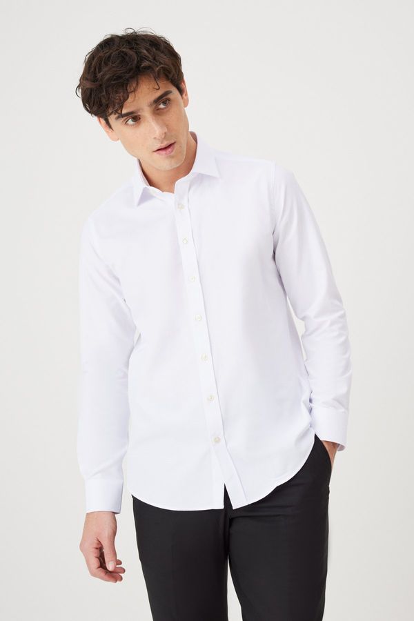 ALTINYILDIZ CLASSICS ALTINYILDIZ CLASSICS Men's White Slim Fit Slim Fit Classic Collar Cotton Dobby Shirt