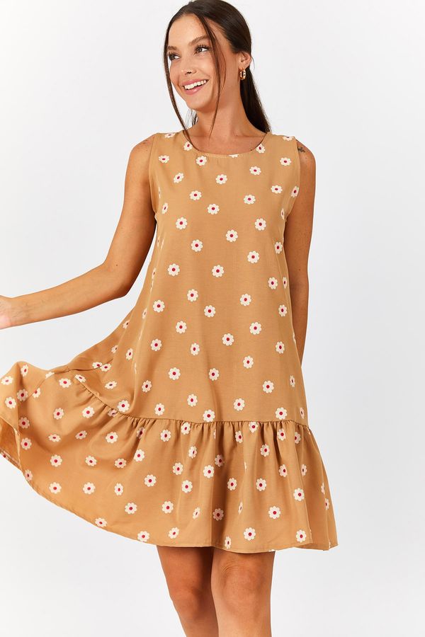 armonika armonika Women's Beige Daisy Pattern Sleeveless Frilly Skirt Dress