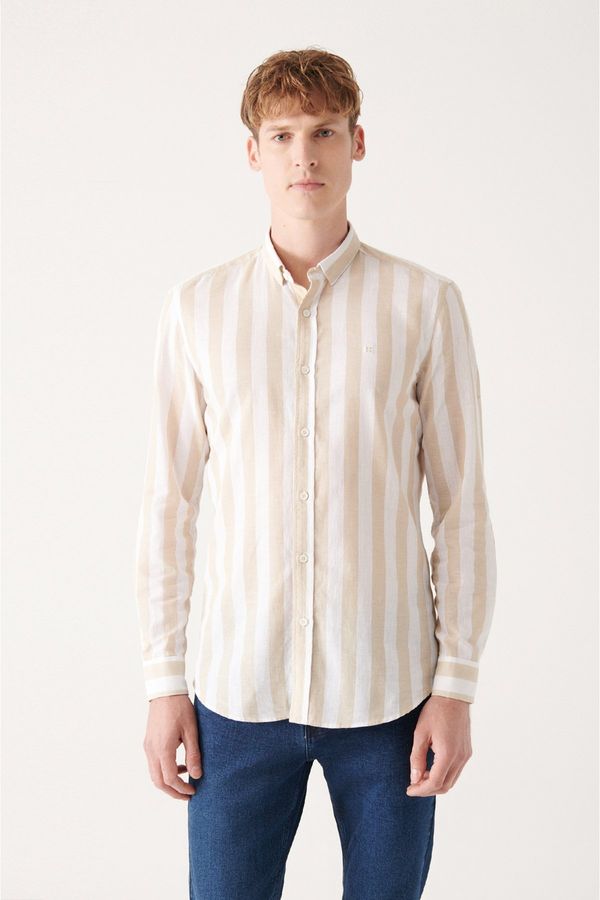 Avva Avva Men's Beige Cotton Linen Buttoned Bottom Collar Striped Regular Fit Shirt