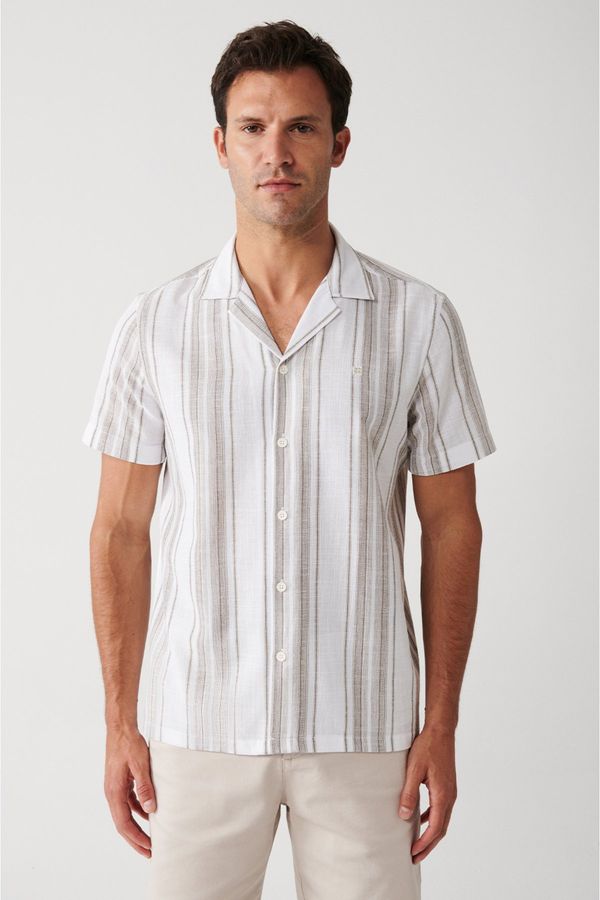 Avva Avva Men's Brown Easy-Iron Cuban Collar Striped Short Sleeve Standard Fit Regular Cut Shirt