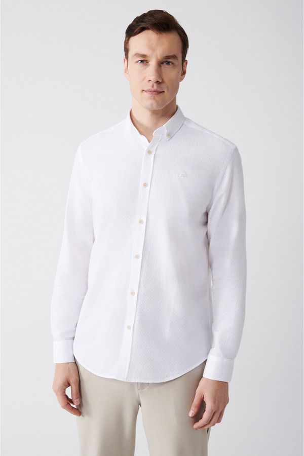 Avva Avva Men's White 100% Cotton Buttoned Collar Standard Fit Regular Cut Shirt