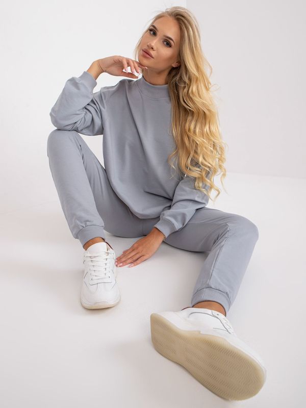 Fashionhunters Basic grey oversize sweatshirt with long sleeves