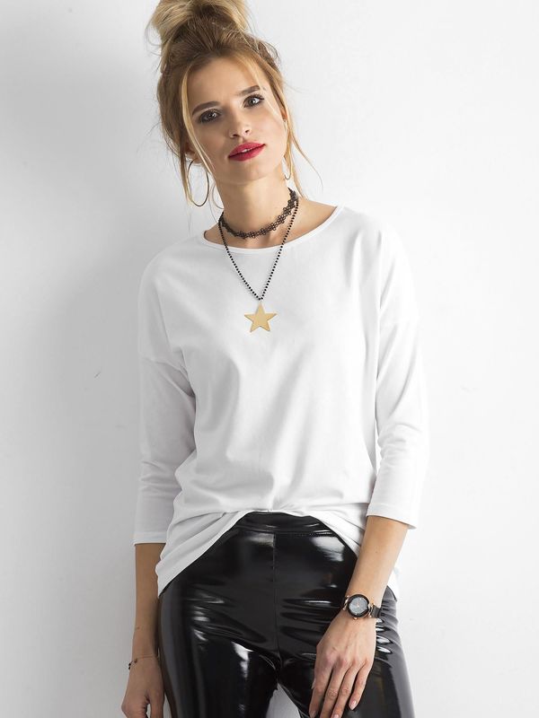 Fashionhunters Basic white blouse with 3/4 sleeves