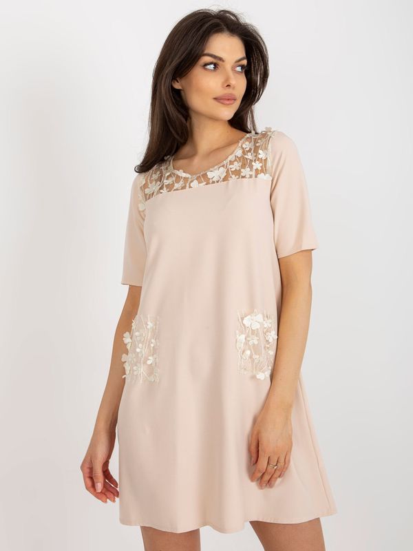 Fashionhunters Beige cocktail dress with floral application