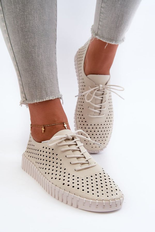 Kesi Beige leather women's sneakers with an openwork pattern Ilvima