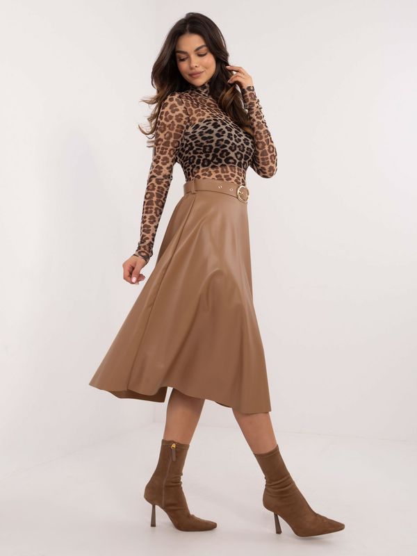 Italy Moda Beige midi skirt made of eco-leather with a belt