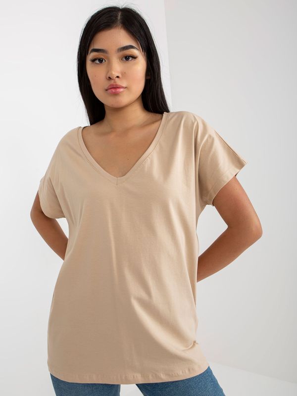 Fashionhunters Beige women's basic T-shirt by Emory