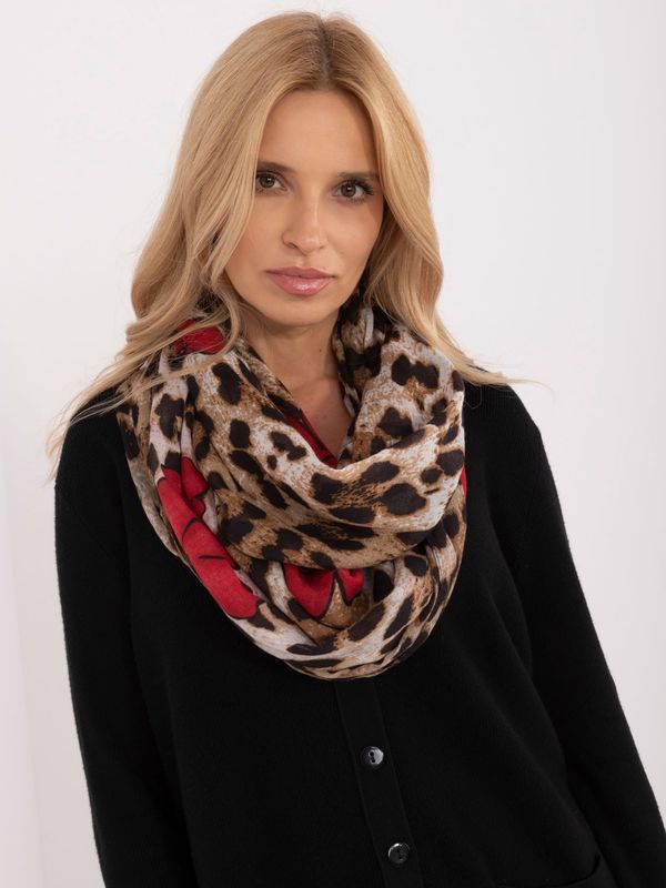 Fashionhunters Beige women's scarf with animal print