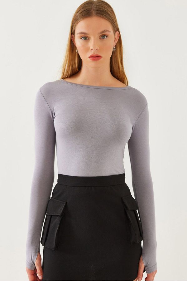 Bianco Lucci Bianco Lucci Women's Boat Neck Finger Detail Lycra Blouse 0172