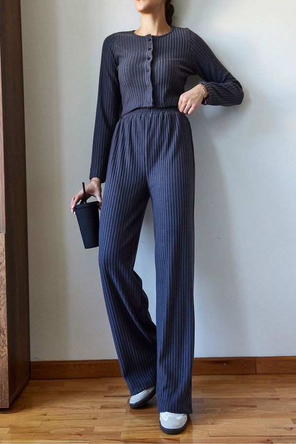 Bianco Lucci Bianco Lucci Women's Buttoned Crop Corded Top and Bottom Set