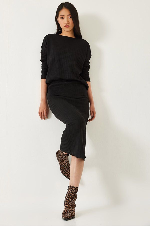 Bianco Lucci Bianco Lucci Women's Crew Neck Long Sleeve Skirt Bottom Top Suit 0182