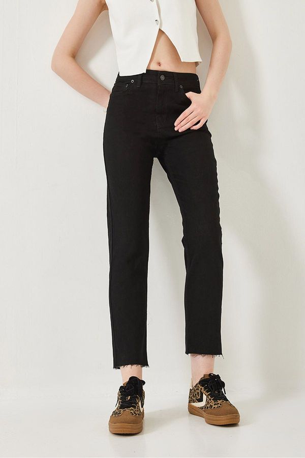 Bianco Lucci Bianco Lucci Women's Cut-Out Mom Pants 5233