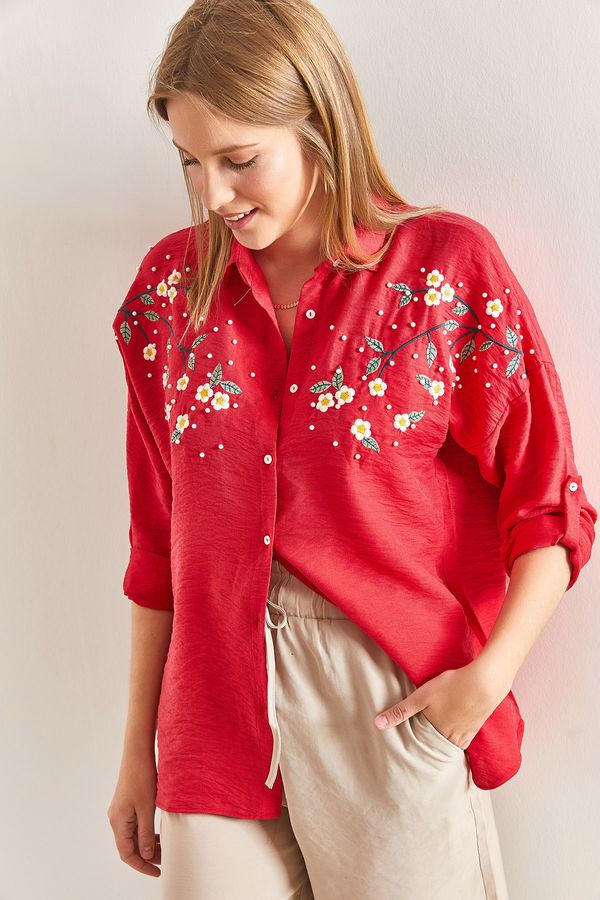 Bianco Lucci Bianco Lucci Women's Daisy Embroidered Folding Sleeves Airon Linen Shirt