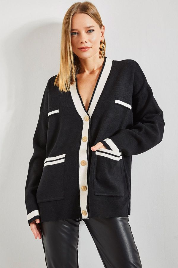 Bianco Lucci Bianco Lucci Women's Double Pocket Striped Buttoned Oversize Cardigan