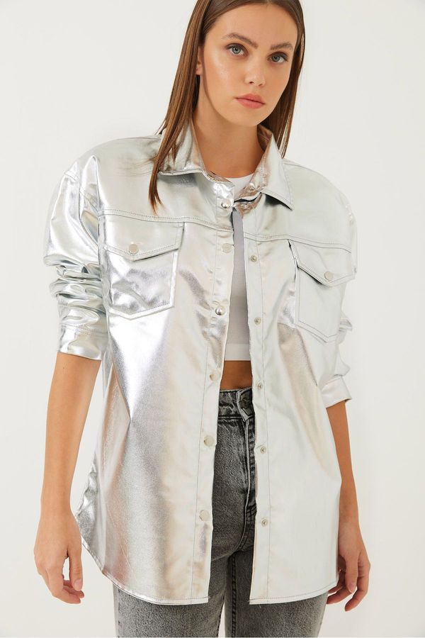 Bianco Lucci Bianco Lucci Women's Gilded Double Pocket Shirt 4424