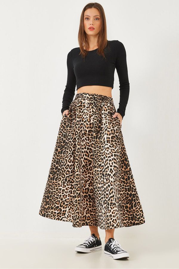 Bianco Lucci Bianco Lucci Women's Leopard Patterned Pocket Detailed Elastic Waist Parachute Balloon Skirt