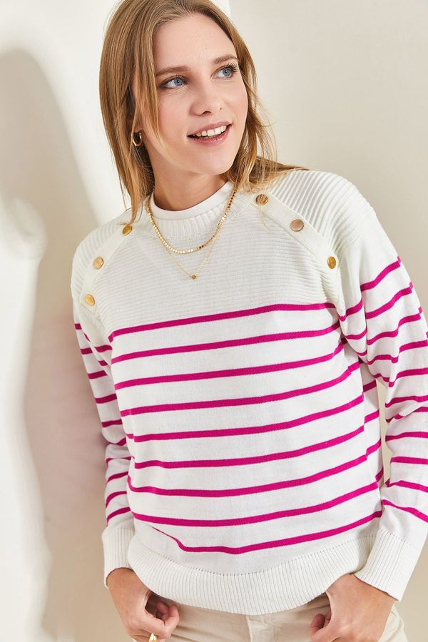 Bianco Lucci Bianco Lucci Women's Shoulders Button Detailed Knitwear Sweater