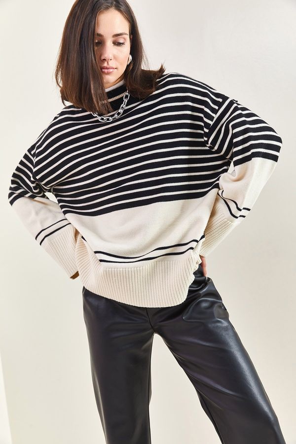 Bianco Lucci Bianco Lucci Women's Striped Knitwear Sweater