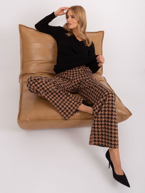 Fashionhunters Black and camel knit trousers