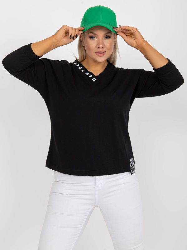 Fashionhunters Black everyday blouse with V-neck