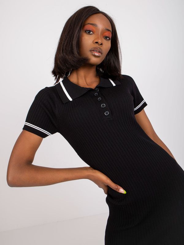 Fashionhunters Black fitted minidress with short sleeves