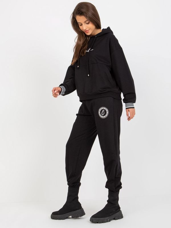 Fashionhunters Black Loose Sweatshirt Kit with Sweatshirt with App