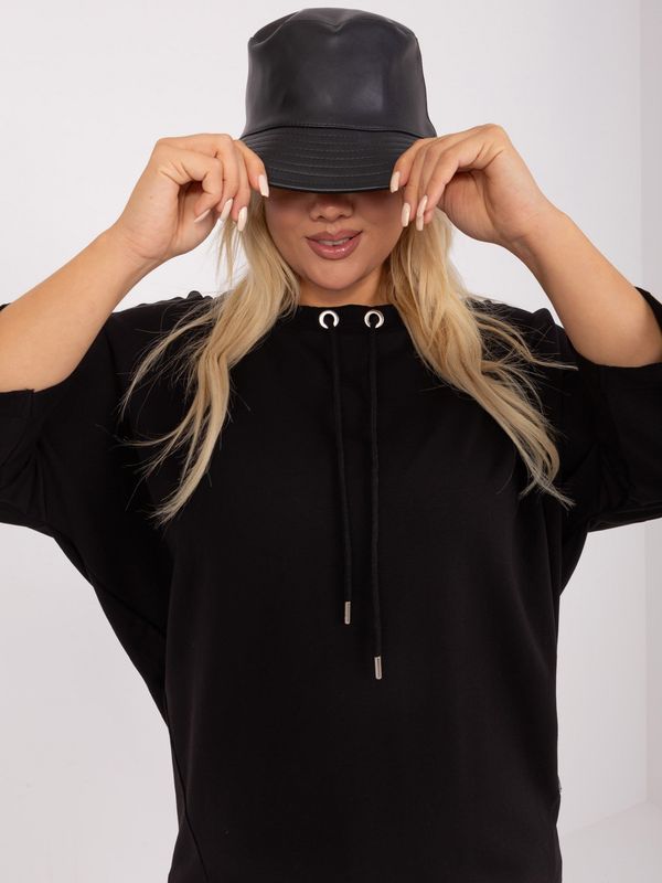 Fashionhunters Black Loose Women's Plus Size Blouse