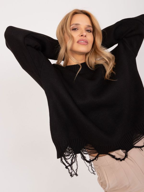 Fashionhunters Black oversize sweater with a round neckline