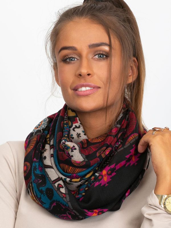 Fashionhunters Black scarf with folk pattern
